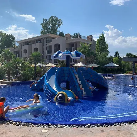 Luxury Orchid With A Garden In A Private Complex Cascadas Bulgaria Lägenhetshotell 3*