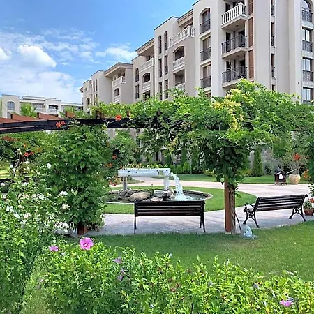 شقة فندقية Luxury Orchid With A Garden In A Private Complex Cascadas Bulgaria 3*
